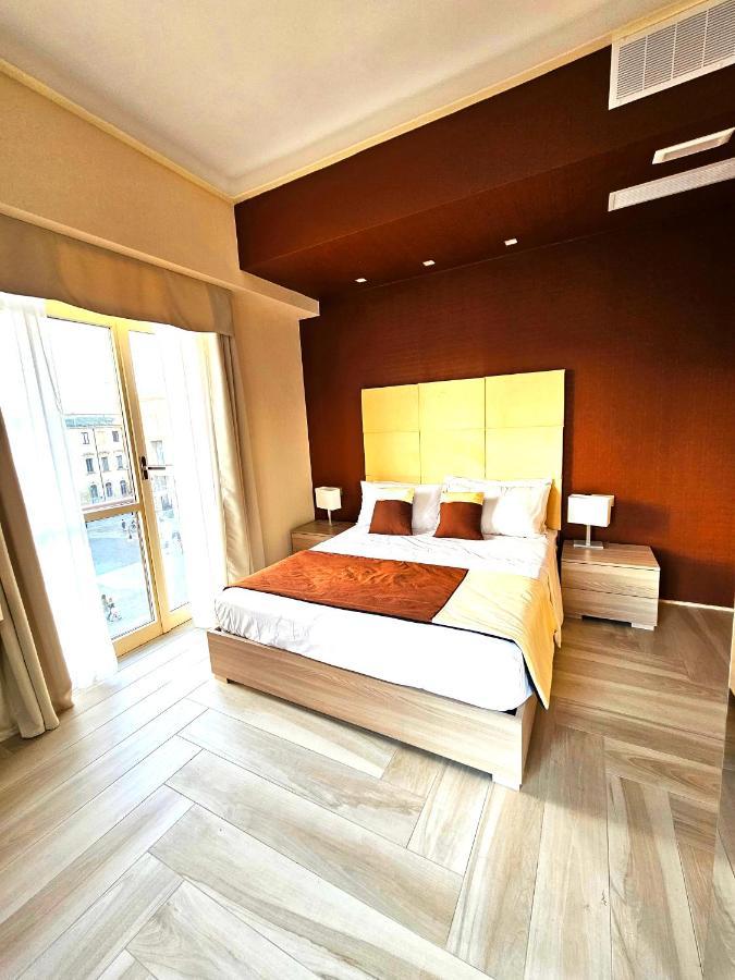 Trilogy Prestige - Central Premium Suites Лечче Экстерьер фото